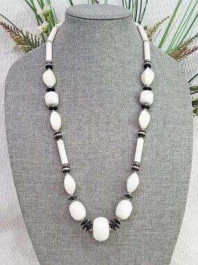 Vtg Signed Japan AB White Lucite Geo Bead Necklace Chunky Silvertone Mid Century